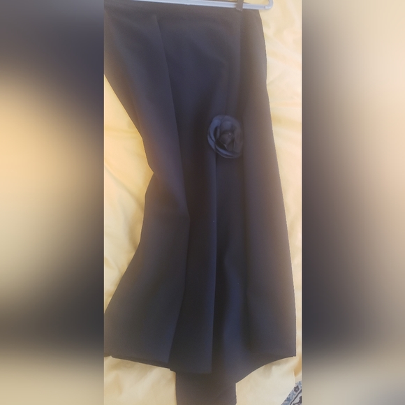 Skirt - Picture 5 of 7